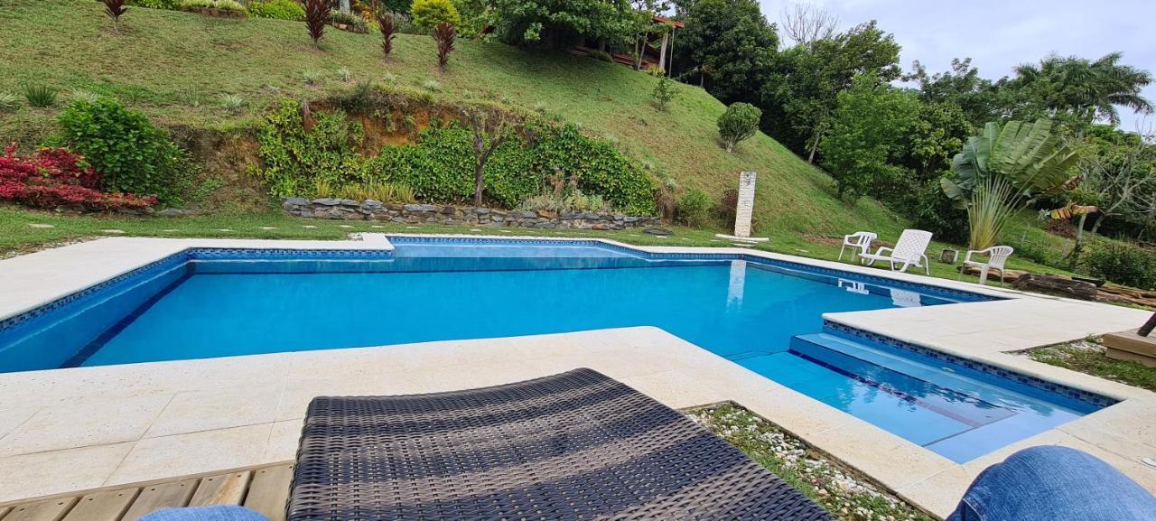 Finca Hotel Tierra Verde Girardota Exterior foto