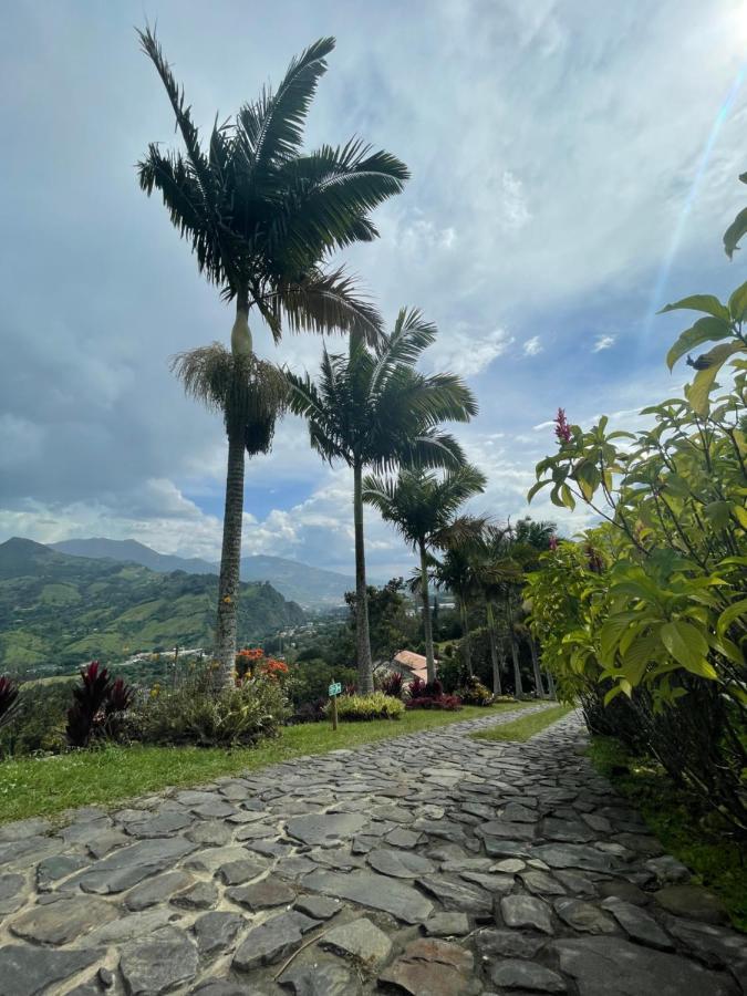Finca Hotel Tierra Verde Girardota Exterior foto