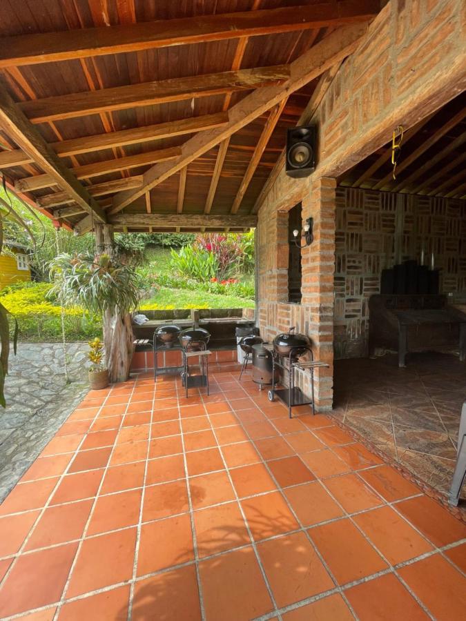 Finca Hotel Tierra Verde Girardota Exterior foto